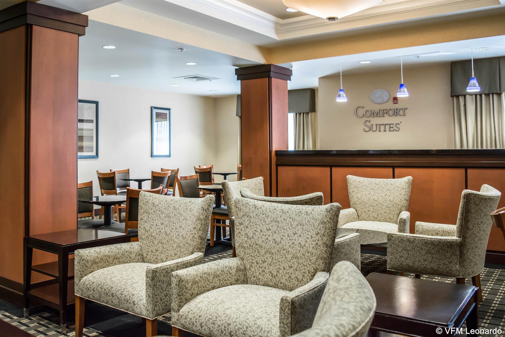 Comfort Suites Vero Beach I-95 Exteriör bild