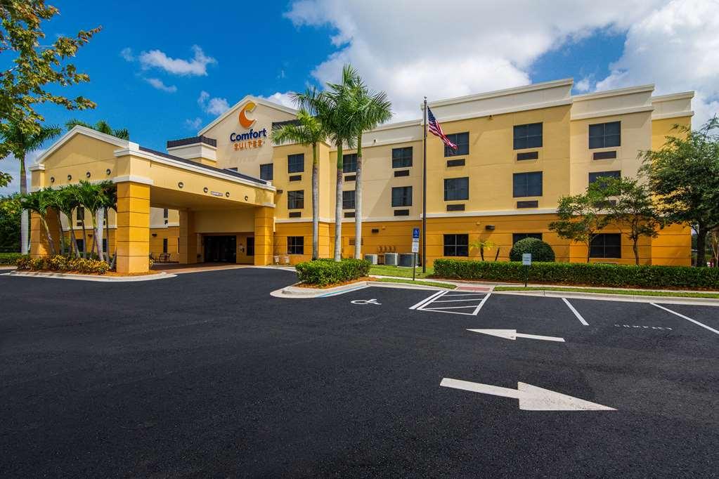 Comfort Suites Vero Beach I-95 Exteriör bild