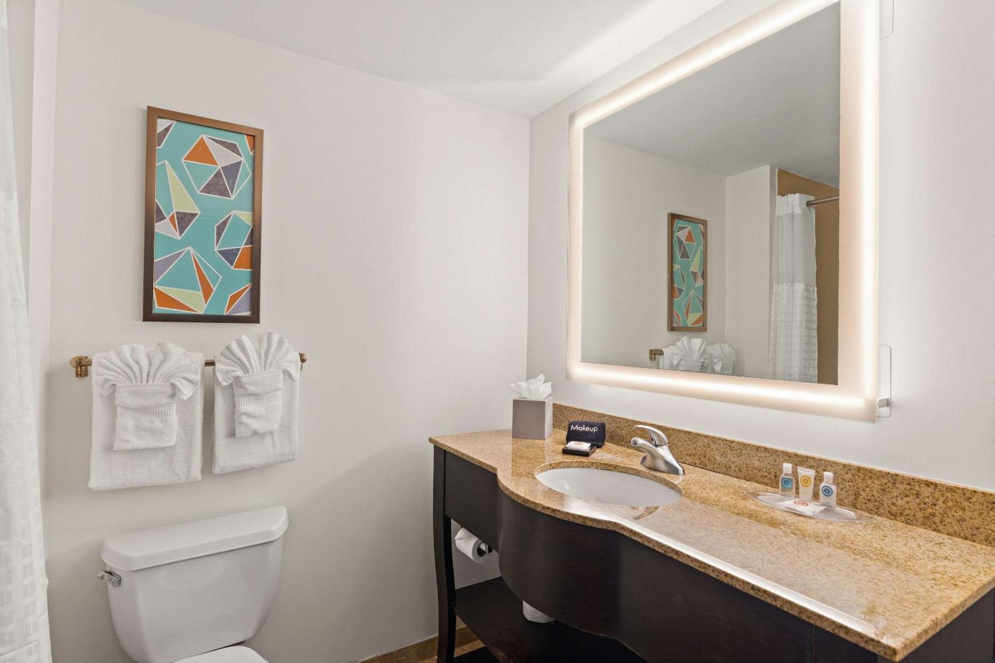 Comfort Suites Vero Beach I-95 Exteriör bild