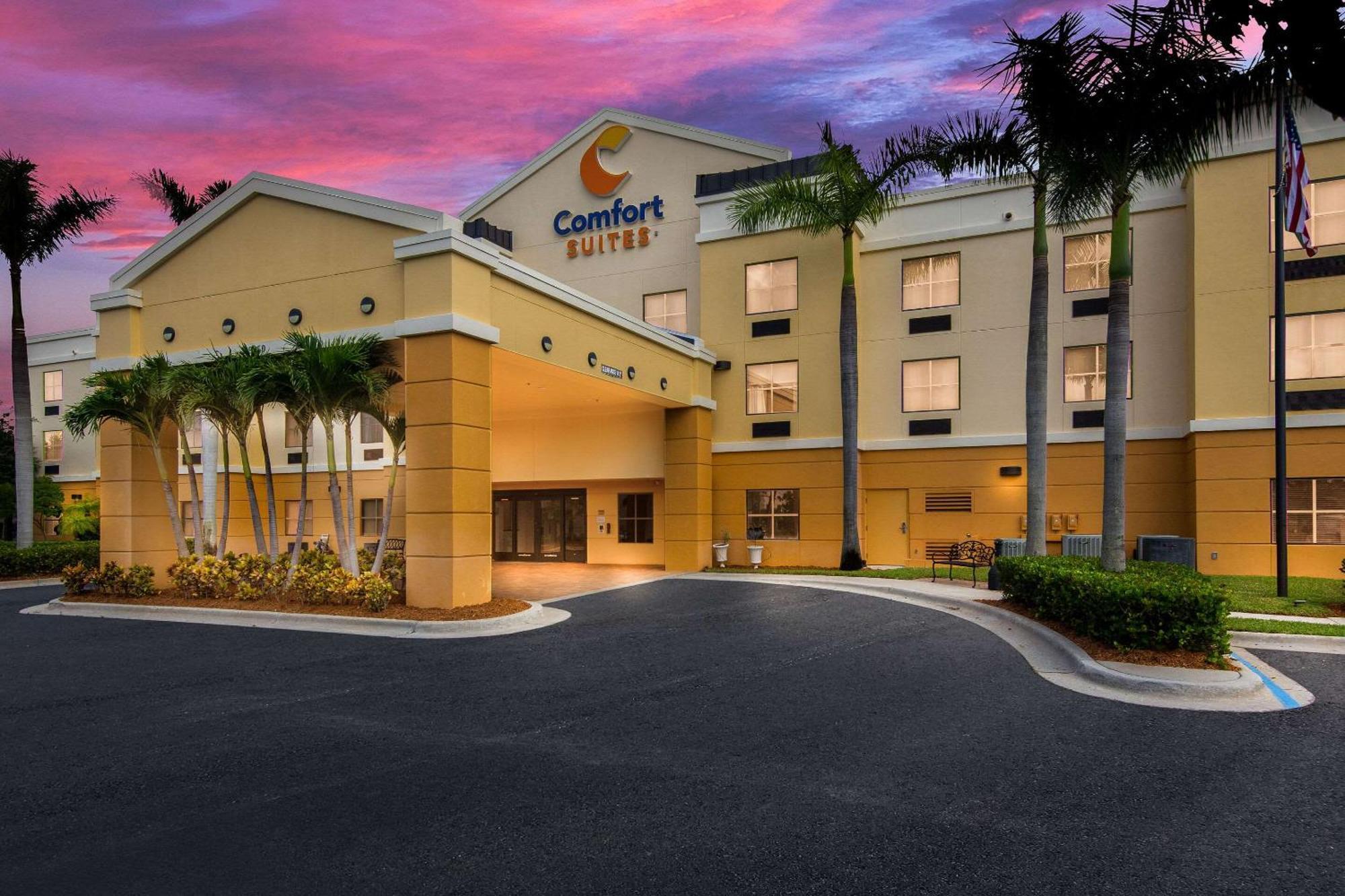 Comfort Suites Vero Beach I-95 Exteriör bild