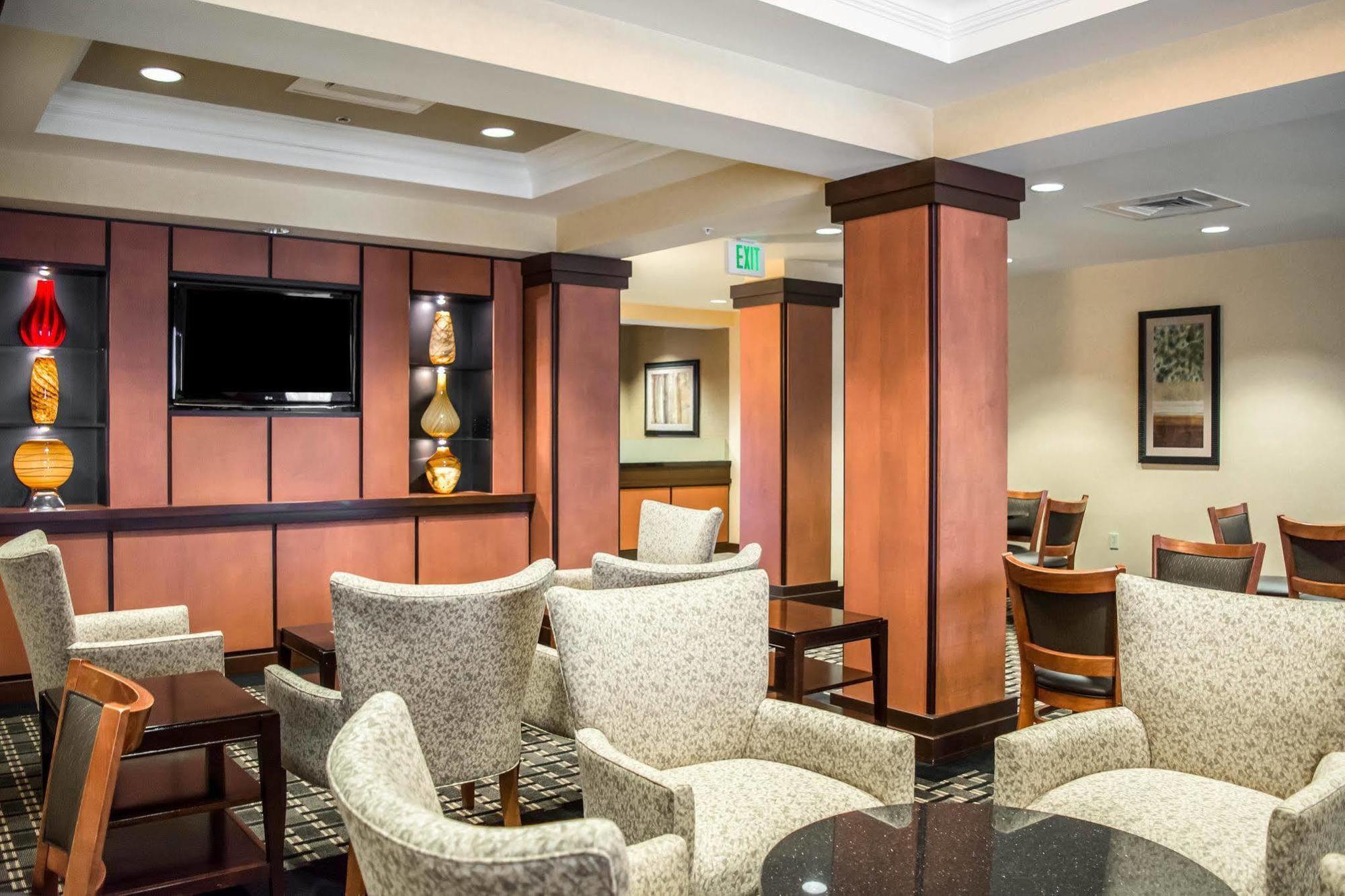 Comfort Suites Vero Beach I-95 Exteriör bild